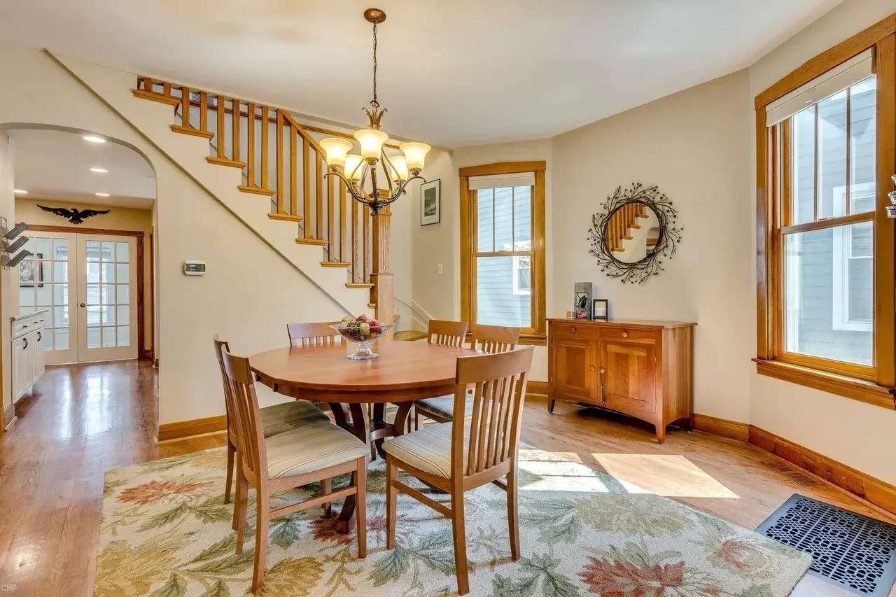 Building Photo - 4021 N Francisco Ave