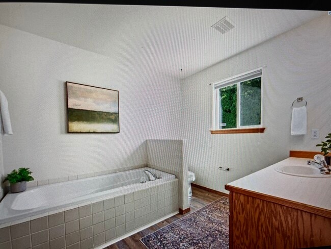 Building Photo - 2418 S Arthur Ct