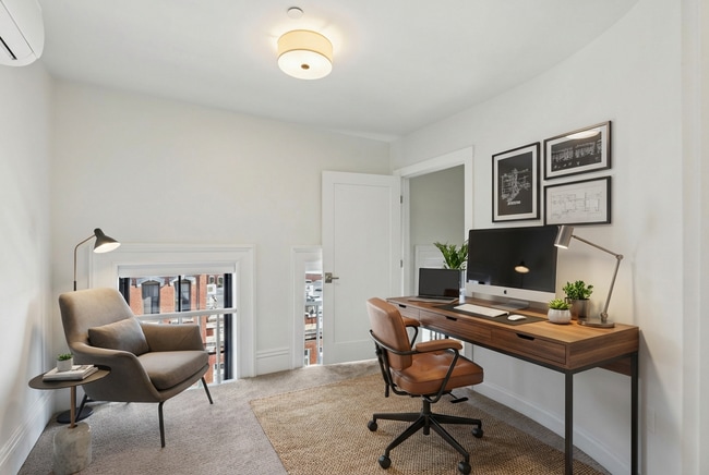 Building Photo - 129 Main St