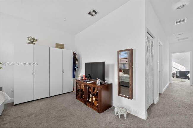 Building Photo - 14615 SW 14th St