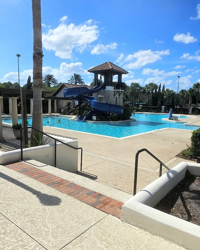 Building Photo - 300 Via Castilla