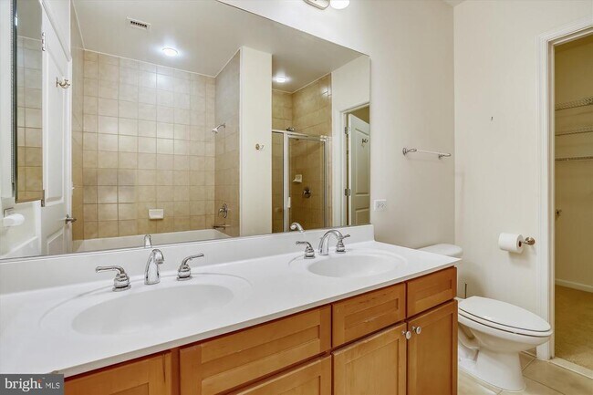 Building Photo - 2720 S Arlington Mill Dr