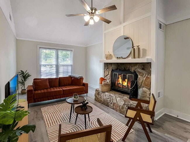 Building Photo - 1224 Crawford Way