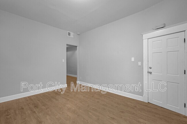 Building Photo - 2800 Harford Rd