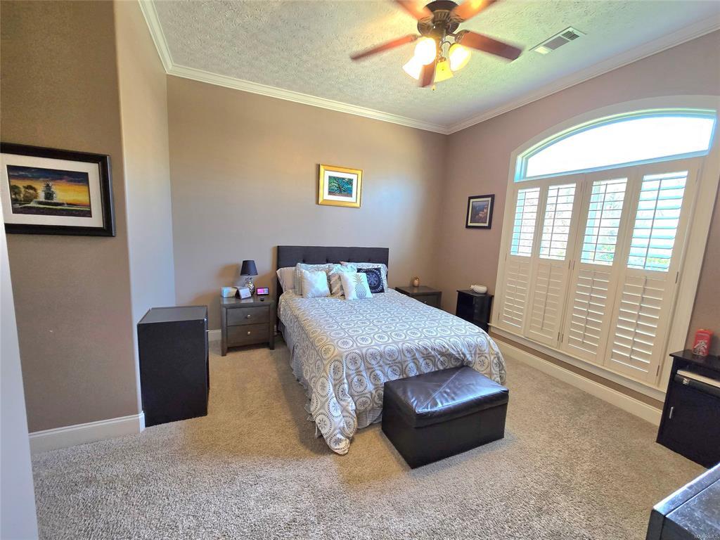 Building Photo - 310 High Pt Rdg