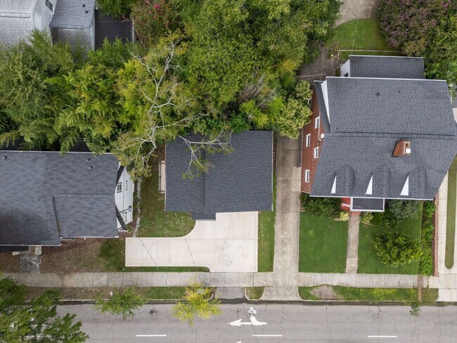 Building Photo - New Construction in Trinity Park near Duke - 2 Bed, 2 Bath, Stunning! - Pet Friendly