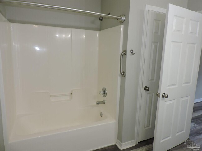 Building Photo - 3971 Sunny Manor Cir