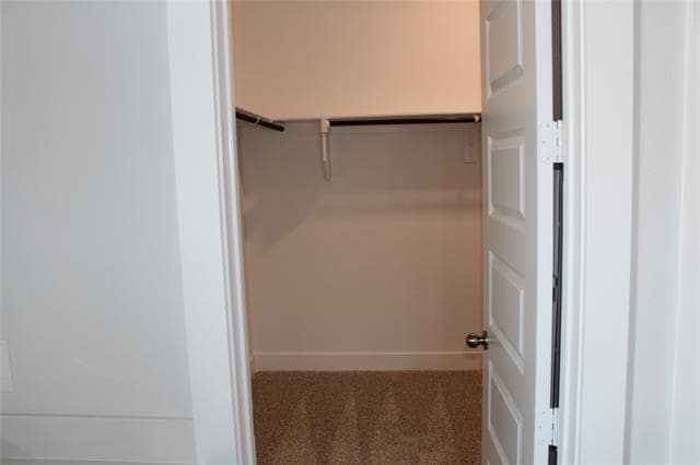 Building Photo - 1821 Briar Rose Dr