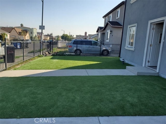 Building Photo - 220 W 112th St