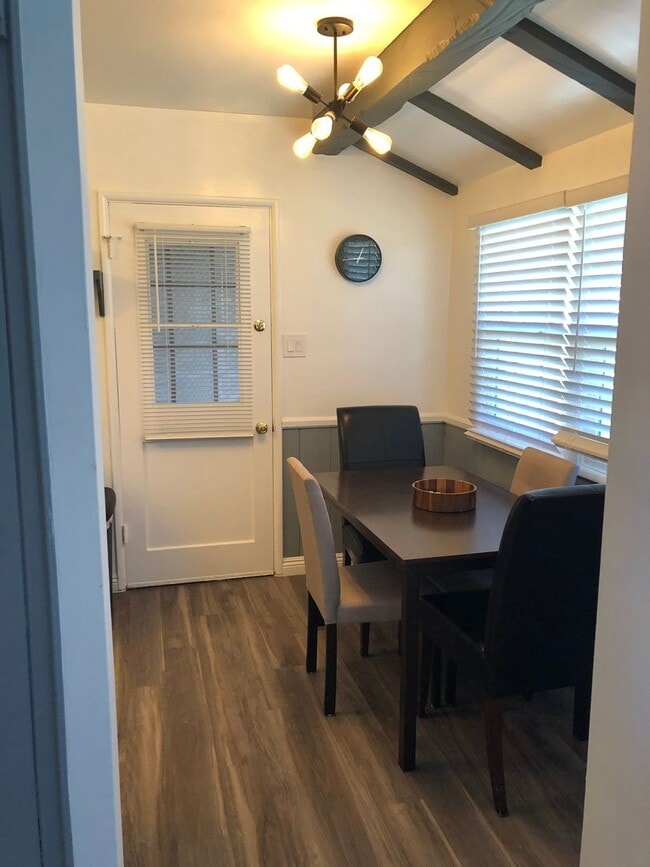 Building Photo - 12427 Chandler Blvd