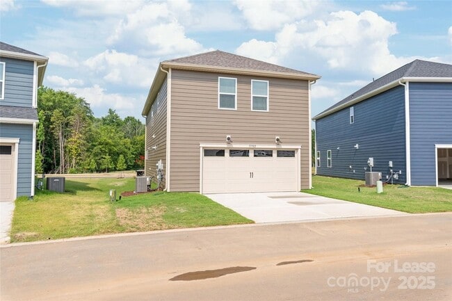 Building Photo - 15922 Parkside crossing Dr