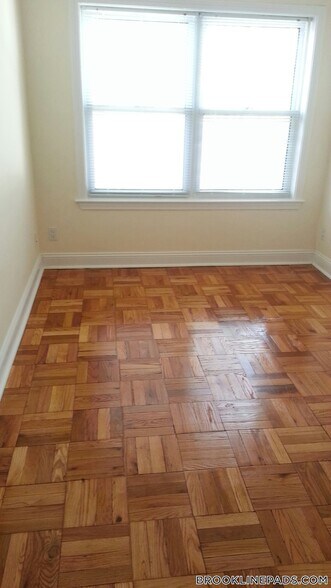 Building Photo - 115 Gerry Rd