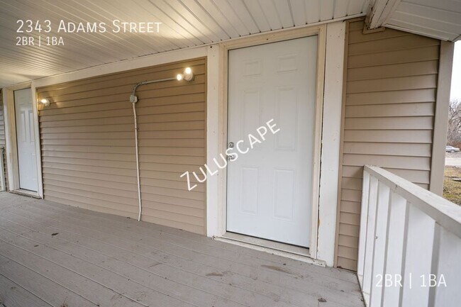 Building Photo - 2343 Adams St