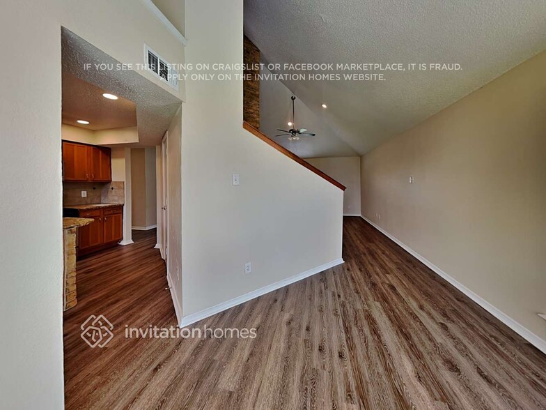 Building Photo - 2113 Stein Way