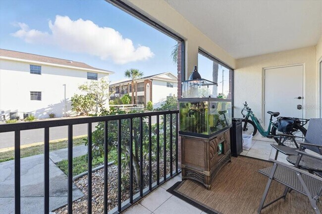 Building Photo - 1531 Placida Rd