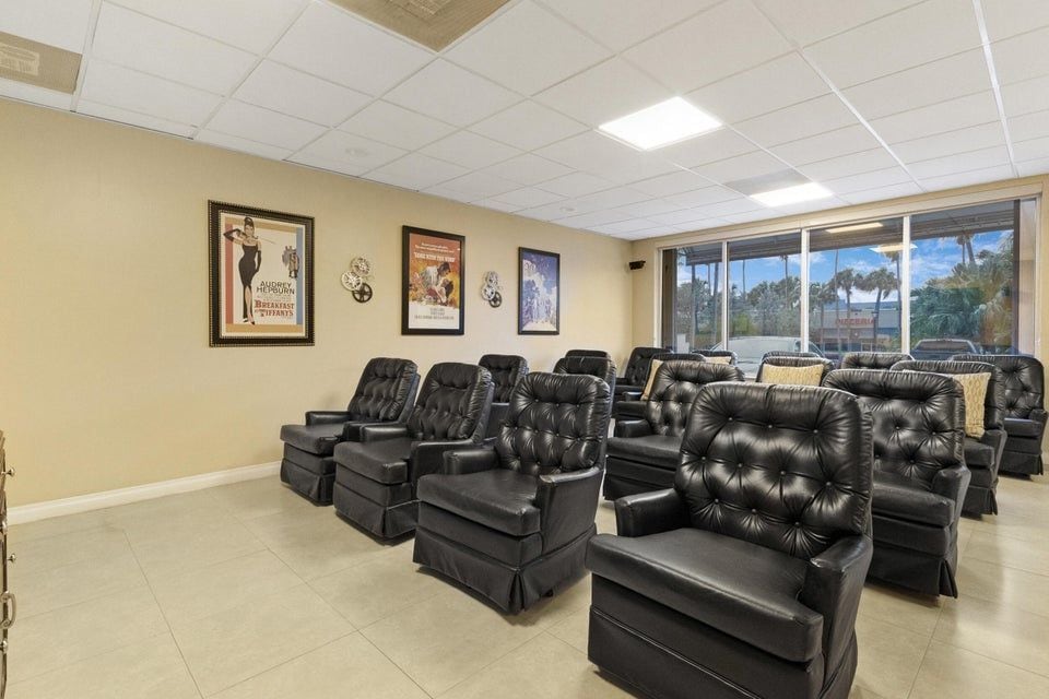 Building Photo - 3900 Galt Ocean Dr