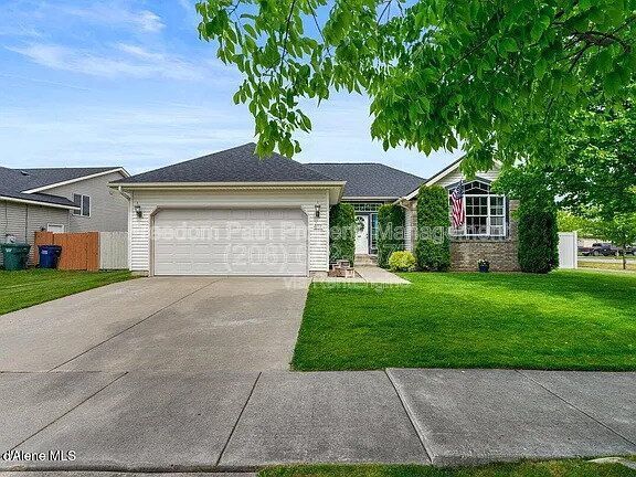 Building Photo - 2777 W Apperson Dr