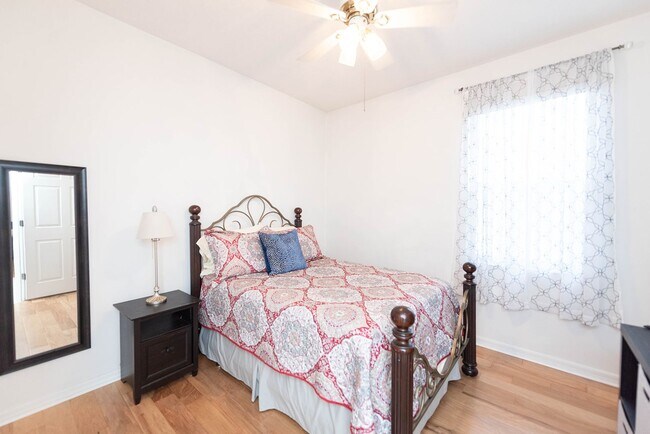 Building Photo - Beautiful Home in Satellite Beach including Lawncare and Community Pool