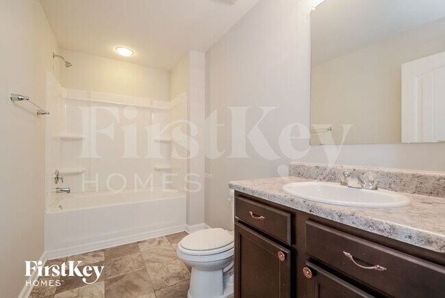 Building Photo - 261 Chesser Reserve Dr