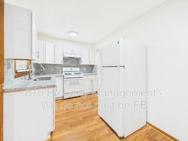 Building Photo - 11307 E 77th Terrace