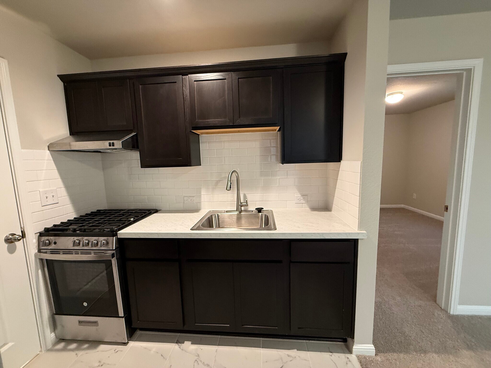 Building Photo - 684 Ferrule Dr