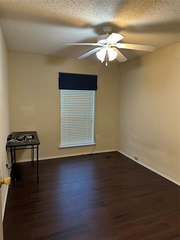 Building Photo - 554 Valley View Dr