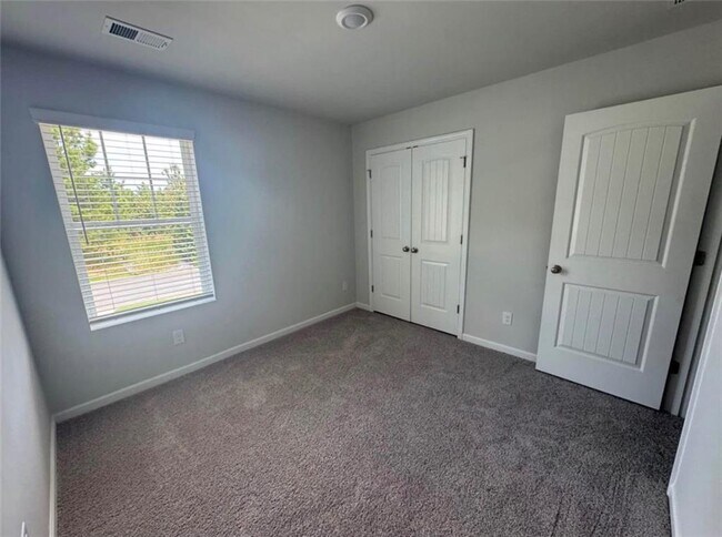 Building Photo - 25 Bush Arbor Pl