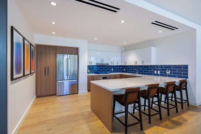 Building Photo - Sky Ala Moana West #1508 - Live in the heart of Honolulu!