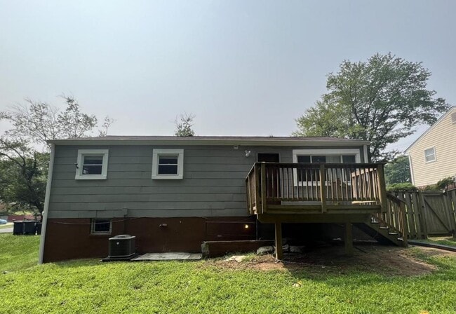 Building Photo - 8400 Richville Dr