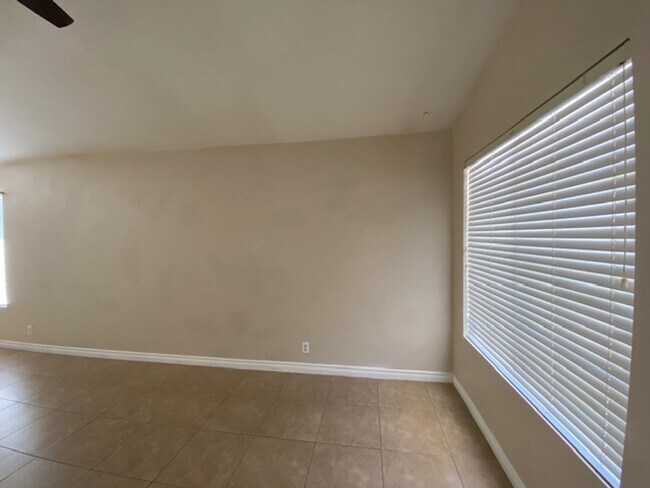 Building Photo - 3736 Smoking Gun Ct