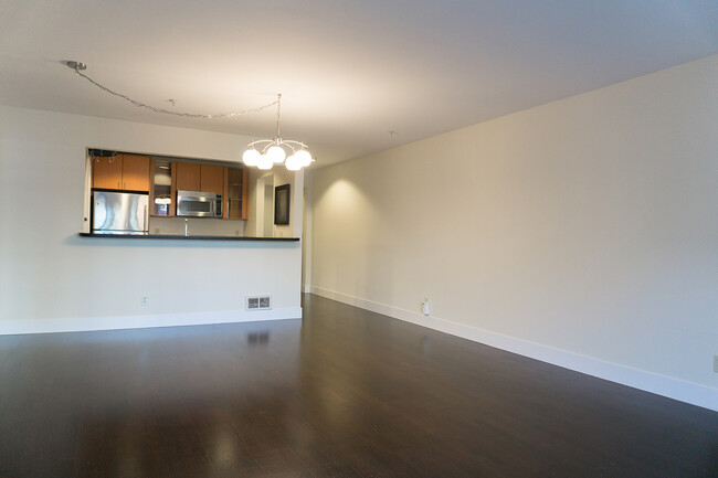 Building Photo - 1711 E Olive Way