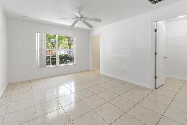 Building Photo - 108 Sundown Ct