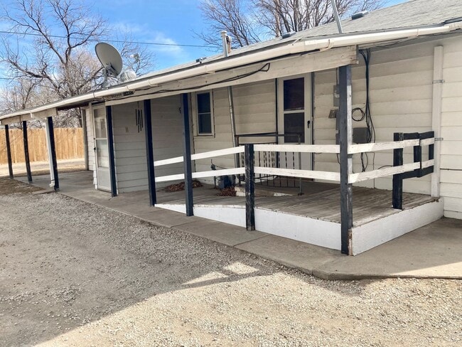 Building Photo - Single Family Home