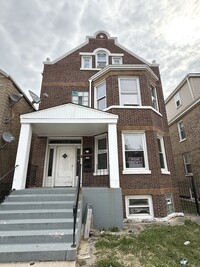 Building Photo - 4009 S Talman Ave