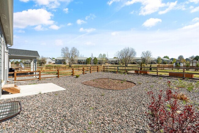 Building Photo - 3975 Ivy Hill Dr