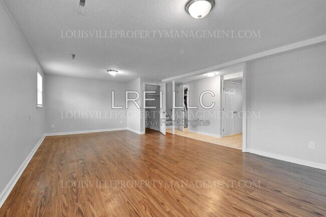 Building Photo - 4007 Blossomwood Dr