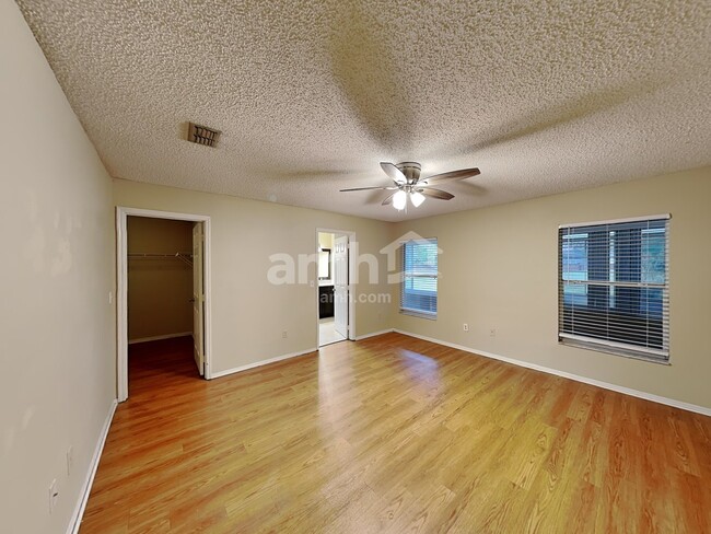 Building Photo - 4490 Brookstone Court