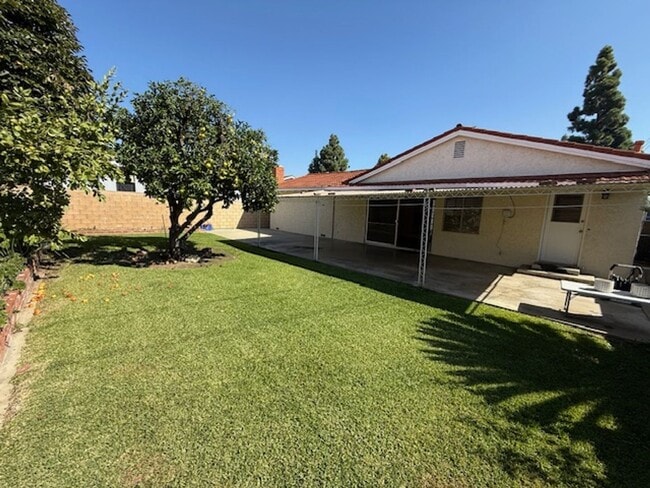 Building Photo - **LA MIRADA** Beautifully Maintained 3-Bed...