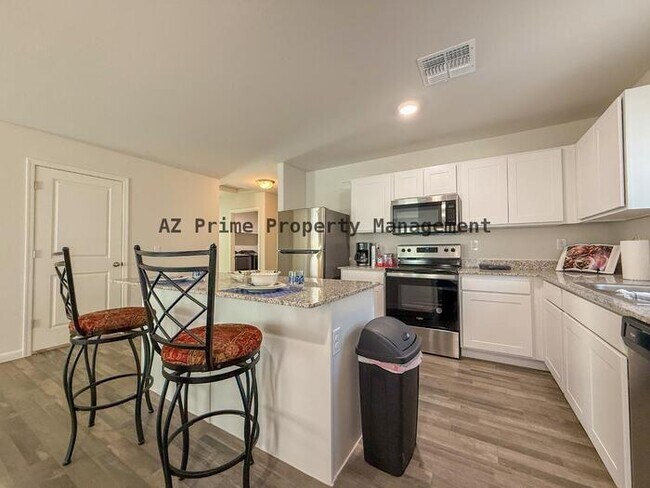 Building Photo - 1209 W Seagoe Ave