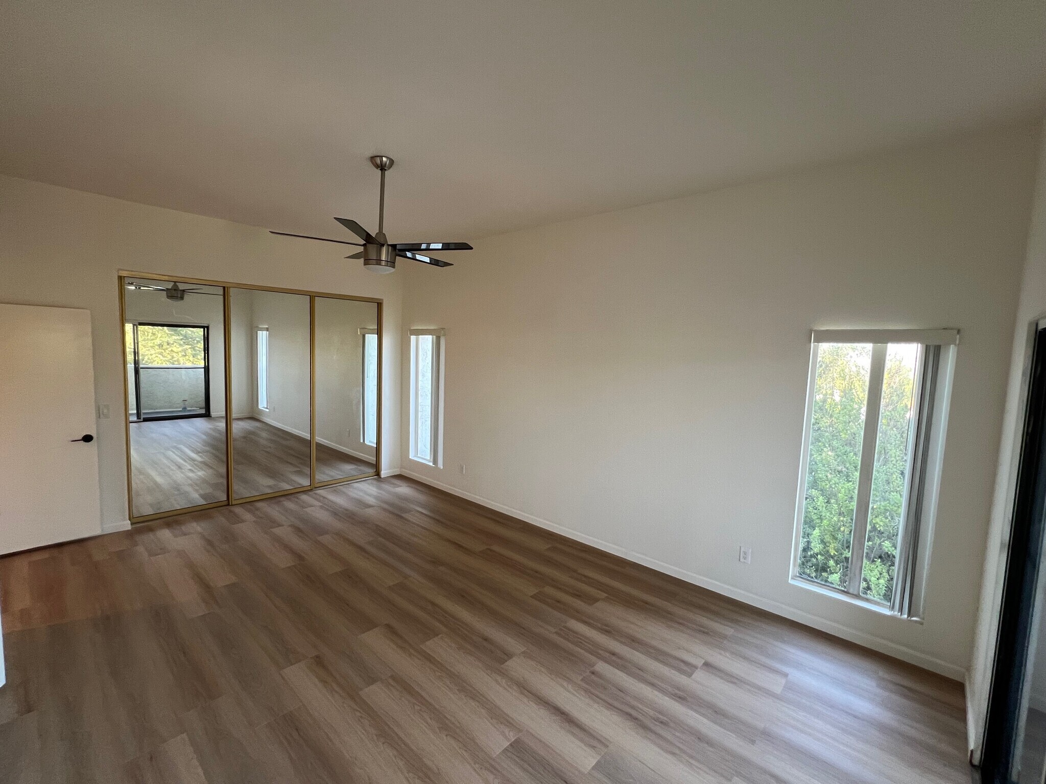 Building Photo - 6818 Caminito del Greco