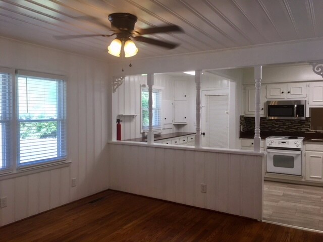 Building Photo - Renovated 3 bedroom Ranch In Princeton, Ap...