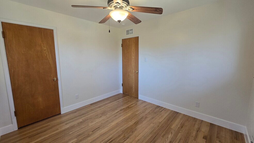 Building Photo - 2934 S Zurich Ct