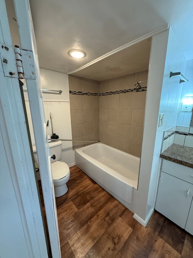 Building Photo - 6555 AR-252