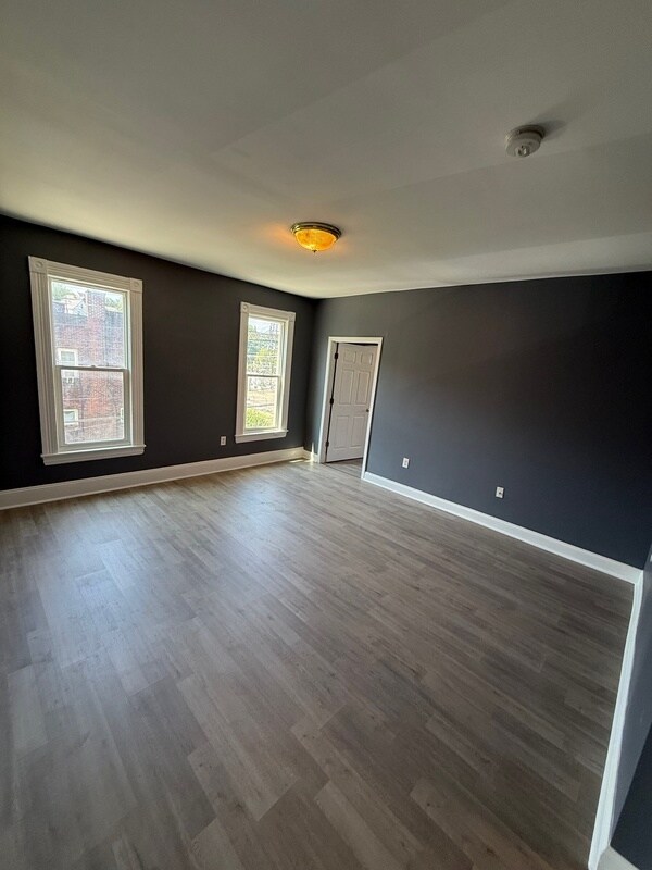 Building Photo - 216 S Wade Ave