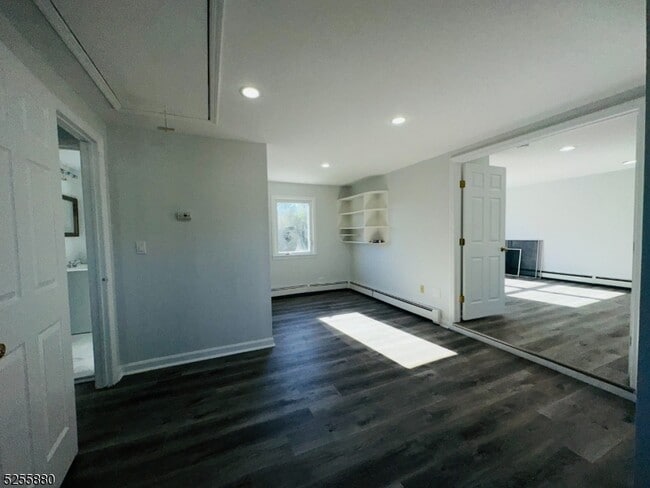 Building Photo - 79 Hawkins Ave