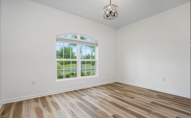 Building Photo - 560 Remington Green Dr SE