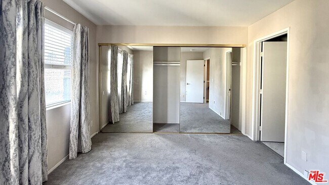 Building Photo - 1802 20th St