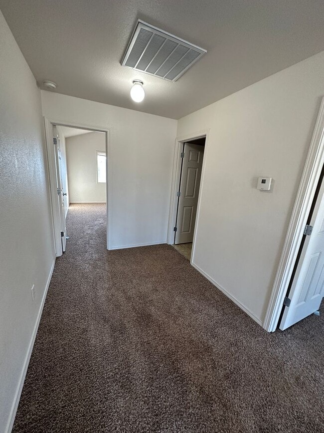 Building Photo - 4903 Porlier Ln