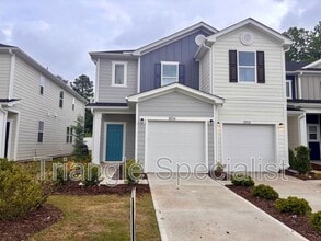 Building Photo - 10514 Brookside Reserve Rd