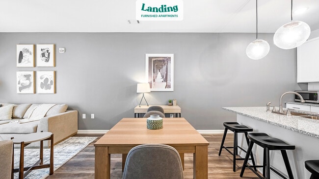 Building Photo - 2901 Old Franklin Rd